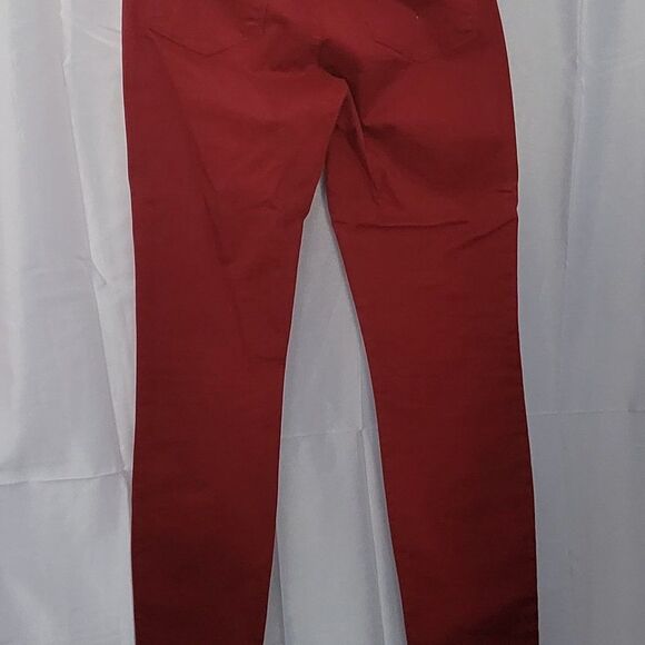 * * J BRAND BURGUNDY/WINE COLOUR SLIGHT STRETCH JEANS Final Discount - Picture 5 of 9